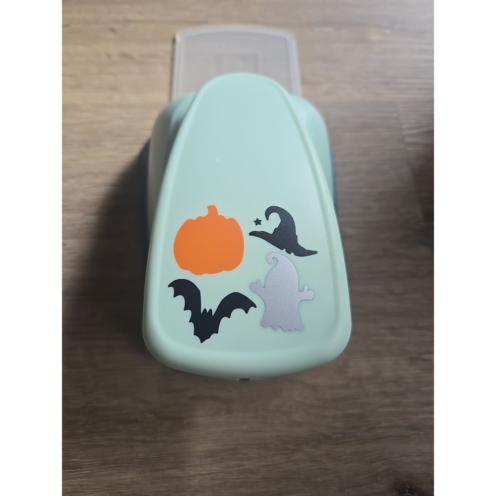 Marvy Uchida Extra Large Paper Punch Halloween Bat Ghost Pumpkin Witches Hat